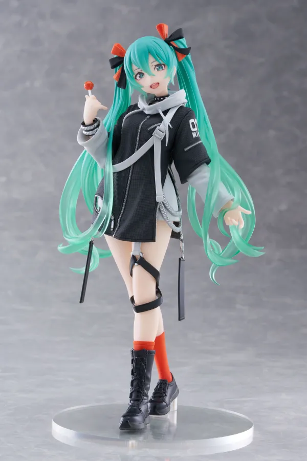 Hatsune Miku Figure - Fashion (Punk Ver.)