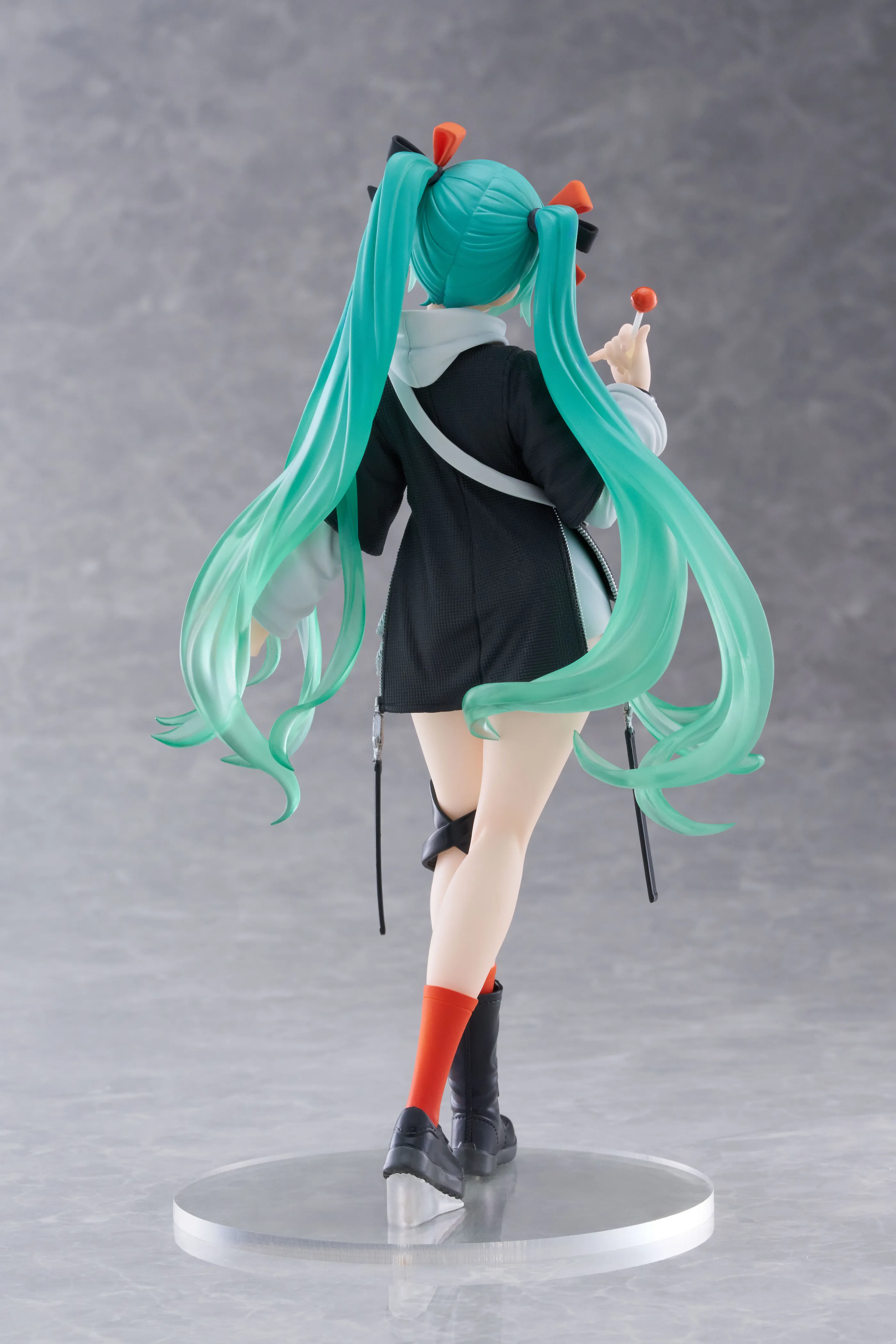 Hatsune Miku Figure - Fashion (Punk Ver.)