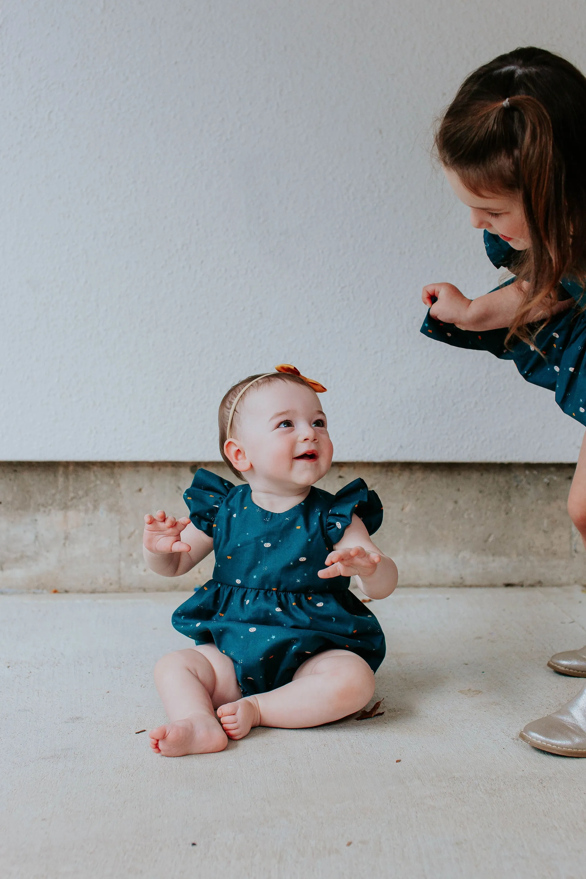 Infant Girl's Navy Stargazing Print Ruffle Sleeve Bubble Romper