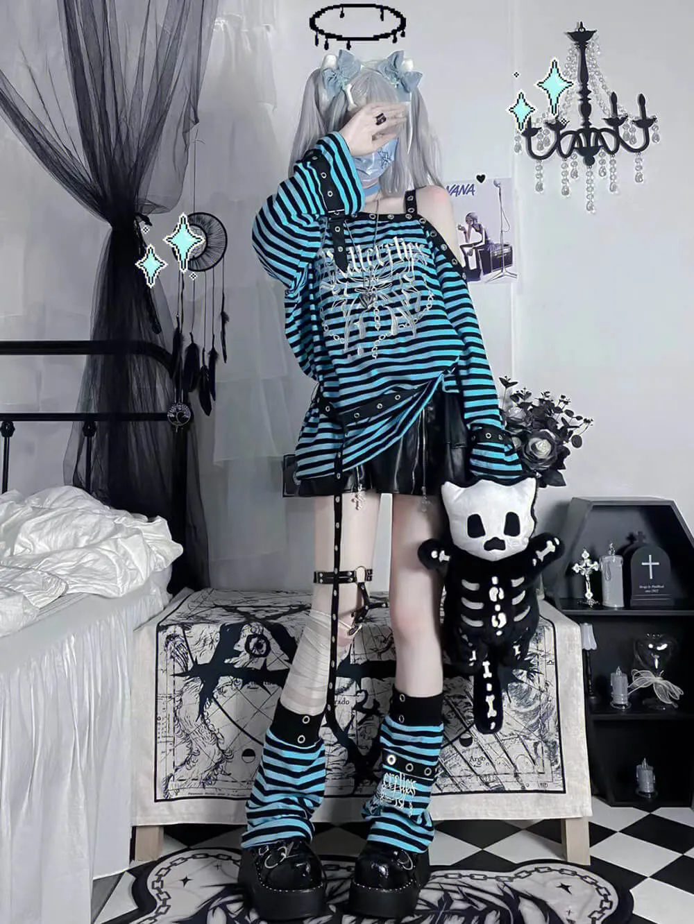 Punk Virtual Butterfly Embroidery One Shoulder Strap Striped Sweatshirt
