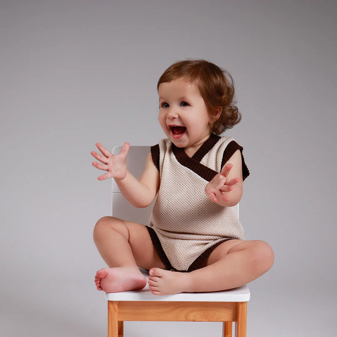 Romper em Tricot Areia e Marrom -  Bebê e Infantil