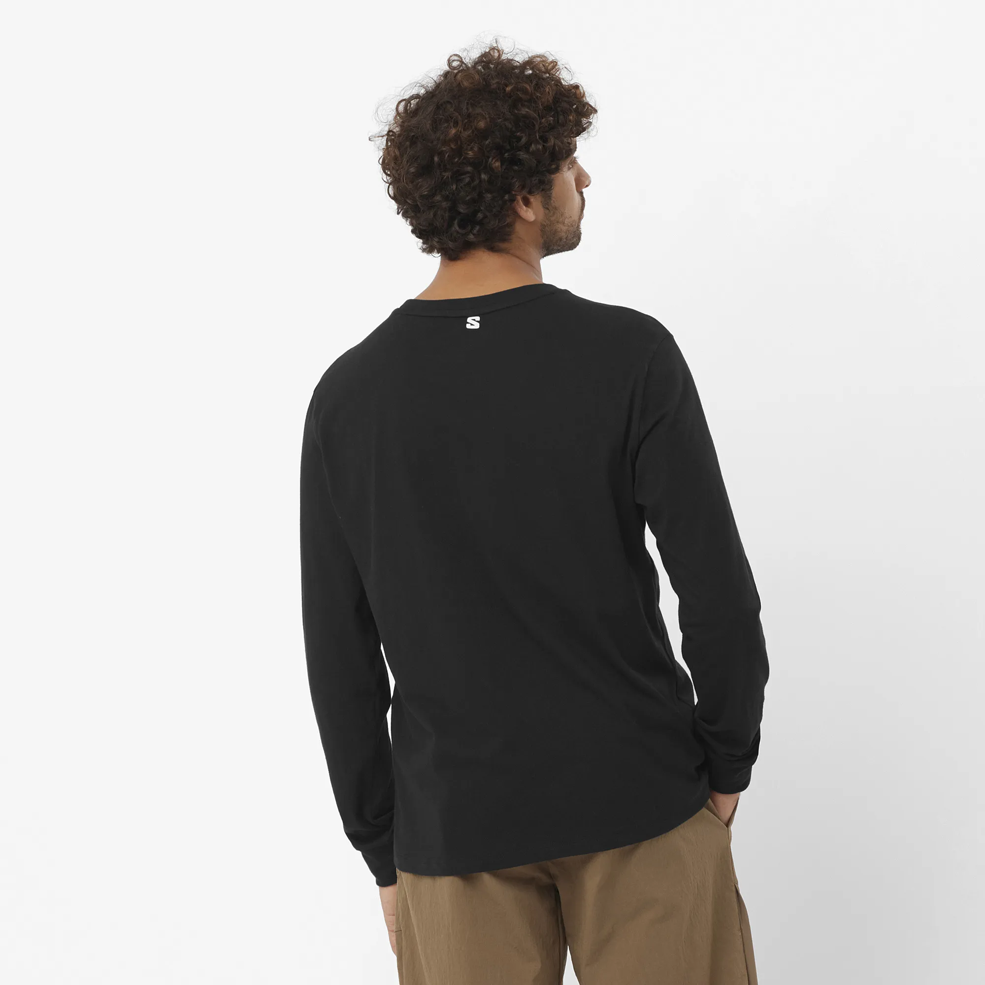 Salomon Men&#x27;s Salomon Logo Performance Sweater Deep Black | Buy Salomon Men&#x27;s Salomon Logo Performance Sweater Deep Black here | Outnorth